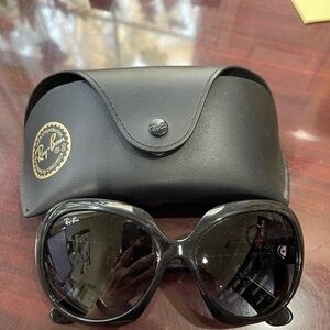 Ray-Ban Jackie Ohh II Black Women's Sunglasses